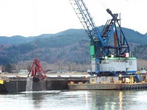 Crane Barge Seahorse Dredging