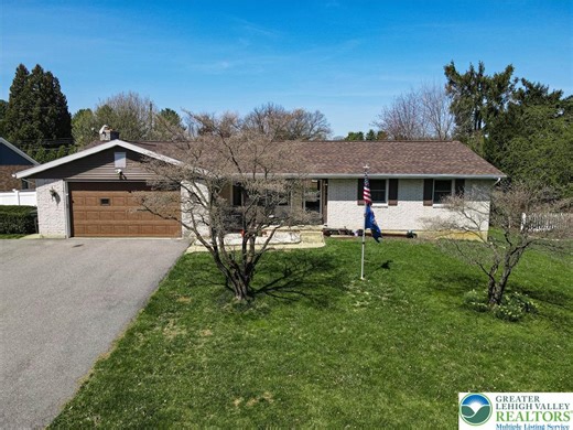 4441 Nicholas St, Bethlehem Township, PA 18045 - MLS 774667 - Coldwell Banker