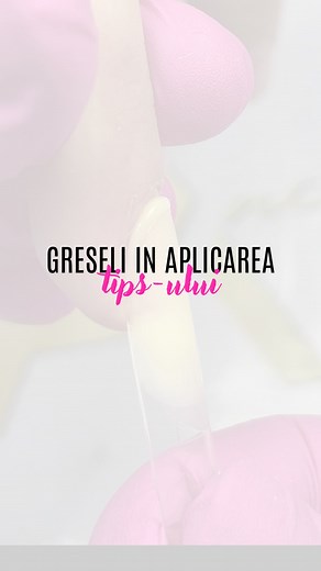Când vine vorba de manichiurile cu tips, au aparut zeci de tehnici🤭 insa una dintre cele mai importante reguli, este aplicarea tipsului dintr-un unghi de 45 de grade pentru 0 refulare la cuticula🚀 | Anca Iftime-Nail Trainer