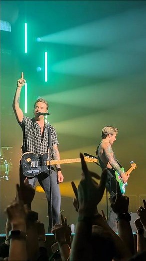 Busted vs McFly at the O2 🎉 #livemusic #busted #mcfly #london