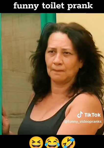 funny toilet prank #funnyvideos #prank #funny #fypシ #funnyvideopranks #toiletprank #funnyreactions #comedyprank #longervideos #toiletpranks