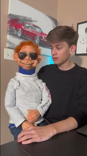 Very Important Puppet!🤦‍♂️🧑🏼‍🦰 #shorts