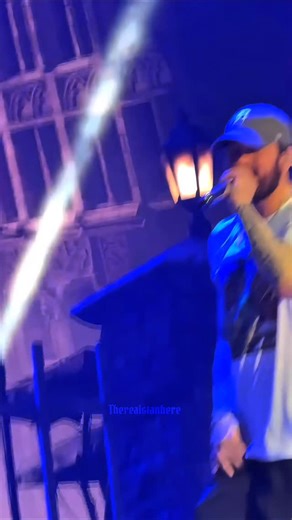 You only get one shot… and he turns the whole stage into pure fire. Eminem’s Lose Yourself live performance is a moment you feel, not just hear. 🎤🔥” #Eminem #LoseYourself #EminemLive #RapLegend #HipHopIcon #ConcertVibes #LivePerformance #realhiphop | The Real Stan Here