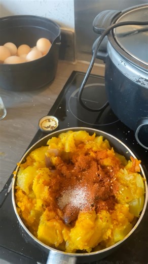 Home made pumpkin soup #pumpkinseason #Halloween | Danny J Soar