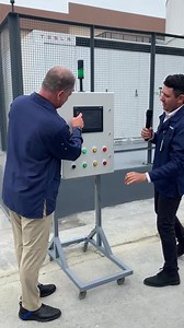 The #Tesla Battery Pack system minimizes downtime during power outages and reduces carbon emissions to the environment. Today, we're looking back to when our Monterrey Production Plant celebrated the installation of this system with help from our CEO, Neil Ashe! We're proud of the Monterrey Production Plant team for continuing to put #EarthLIGHT in action and driving our #sustainability goals forward. Learn more about our EarthLIGHT initiative at https://bit.ly/3BKFa15 | Acuity Inc.