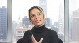 Meta Golding per “Rabbit Hole”: «Viviamo in un mondo che ruba la nostra identità, non solo tecnologica»