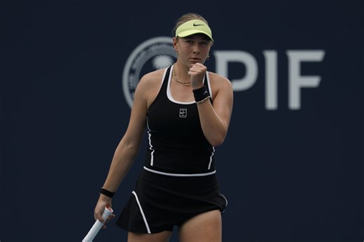 Amanda Anisimova Drops Worrying Injury Update & Confirms Withdrawal From Charleston Open 2026 | College Sports Network