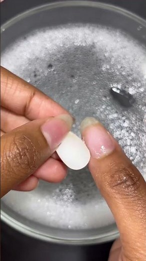 You can REUSE press ons! | How to remove press on nails so you can reuse them #pressonnails