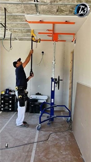 Drywall Ceiling Lifting Made Easy 🛠️🏠#Drywall #Construction #DIY