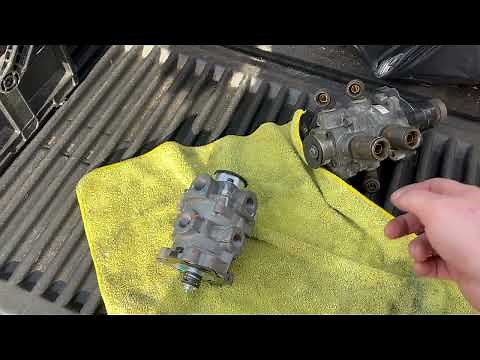 Volvo Vnl Foot Brake Valve replace
