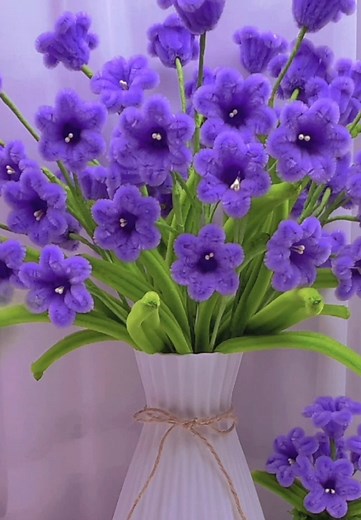DIY Pipe Cleaner Violet Flowers – Simple Step-by-Step Craft