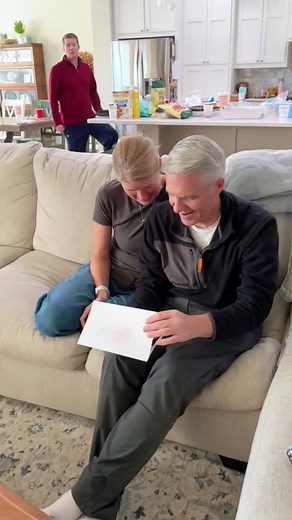 Exciting Twin Pregnancy Announcement Surprises Family