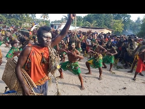 Lihir Island traditional dance (1) | New Ireland Province
