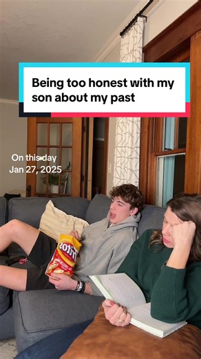 I can’t believe it’s been a year since posting this video! Man, time sure does fly by! Do you tell your kids about your past? Do you tell them everything or just enough to try and teach them to learn from your mistakes? Audio from The King of Queens! The laugh track is on the show people. Leah Remini was the absolute best along with the one and only Kevin James (or shall I say Doug and Carrie?!) @ColeM_12 #onthisday #lipsync #momandson #kingofqueens