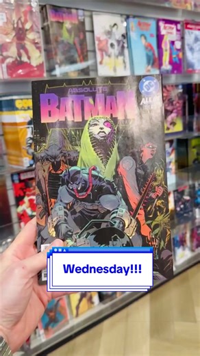 Spider-Man meets….celebrity chef @chefjoseandres ?! Plus, we have the return of ALIAS??? Oh, and a new Absolute Batman!! What a wacky, awesome, fun week for comics! #lasvegas #maximumcomics #newcomicbookday #marvelcomics #dccomics