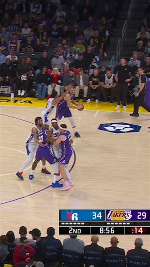 Austin Reaves WENT TO WORK in the Lakers victory! 😤 35 PTS (12-17 FGM) | 6 REB | 5 3PM | NBA