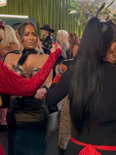 Dr. Shereé Whitfield on Instagram: "#tbt 20 YEARS and counting, boo 🍑!!!! What a weekend we had celebrating the #RHOA chapter of #RHUGT. The love, the tweets, the comments… whew. Thank u to everyone who continues to show up and show love to the OGs of Atlanta. That support hits different. 🫶🏽 Never in my wildest dreams did I think I’d be part of reality TV history. Five women in Atlanta just living, learning, growing, and figuring it out in real time. The friendships, the 