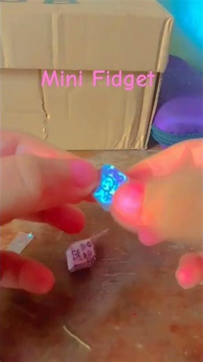 #unboxing opening mini fidget.