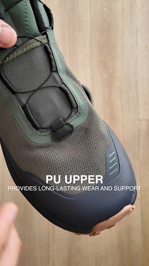 Designed for the climb ⛰️ With a durable PU upper, lace-up support and K-Grip® rubber outsole, the K-Way Men’s K-Lock Hiking Shoes keep you steady through every twist and trail 👣 👉 Shop your pair now https://shorturl.at/CYuQg #CapeUnionMart #KWaySA #TrailReady #HikeMore #AdventureStartsHere | Cape Union Mart