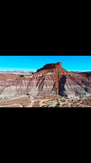Paria near Kanab, Utah. Dirt roads always lead to amazing adventures! #paria #grandstaircase #kanab #dji #beautahful | Heidi Jones