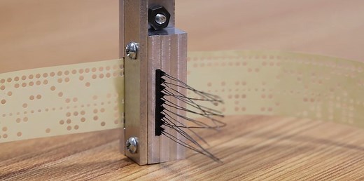 Usagi Electric’s Paper Tape Reader Is Ready To Hop With The Tube Computer