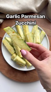 These garlic Parmesan zucchini are so easy and delicious! Find more snack ideas on my website: https://reallittlemeals.com/shop/ | Real Little Meals