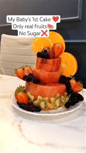 My baby turned 4 months ❤️So I made a healthy watermelon fruit cake 🍉No sugar, no maida – only fruit