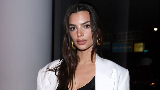 Emily Ratajkowski announces pregnancy in personal essay | CNN