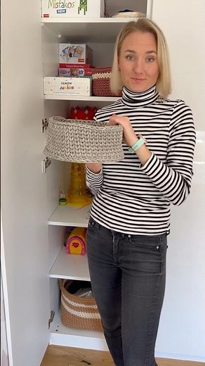 Easy crochet for beginners - crochet basket tutorial #howtocrochet #easycrochet #crocheting