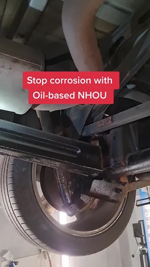 Oil-based protective coating NHOU back-n-black for off-road cars. #nhou #nhoueu #usedcar #offroad #europe #rustproofing #toyota #bmw #ecofriendly