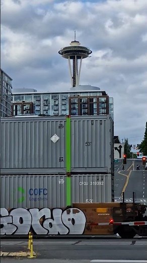 Steel Giants Through Seattle: BNSF Meets the Space Needle