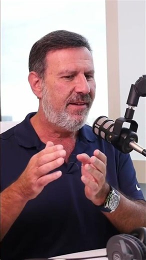 AI vs Human: Which Fixes Your Freezer Best? #shorts