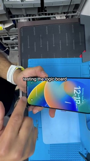 The logic board houses the CPU (central processing unit) which functions the phone 📲 This is how we troubleshoot an iPhone 13 Pro Max You don’t have to worry about the technical details, just bring in your phone and we’ll fix it 😉 Quick Repair 📍 Ave A, NYC