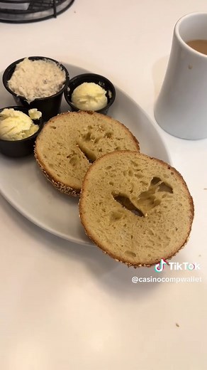 Best Breakfast for Bagel Lovers in Las Vegas