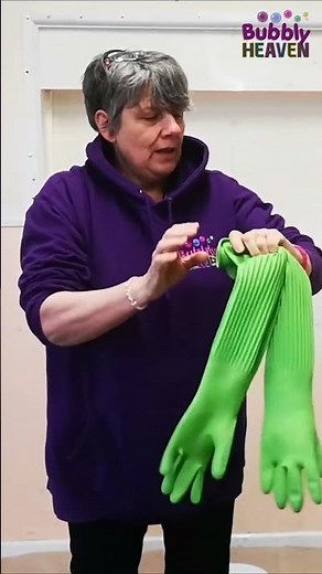 The Art of Hand Bubbling: Impressive Bubble Tricks with Your Bare Hands