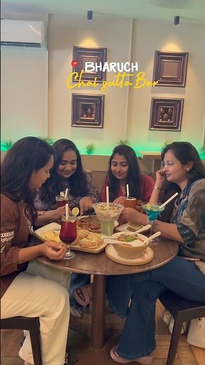 Chai Sutta Bar Bharuch ☕🔥 | Best Hangout Spot with Friends! 🍔🍹