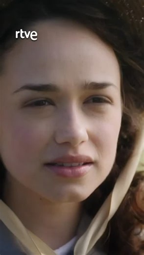 rtve play on Instagram: "Charlotte Heywood, te entendemos. A cualquiera le pasaría lo mismo con Sidney Parker delante.😍 Ya puedes ver 'Sanditon' en #RTVEPlay📺 https://www.rtve.es/play/videos/sanditon/"