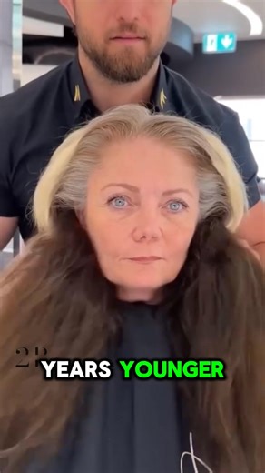She dyed her hair blonde… and instantly looked thirty years younger. Her family froze in shock.You won’t believe what happened next—watch the full video in the comments below | The Cascade