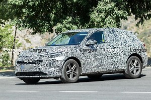 Nouveau Audi Q5 (2025). Premières photos du rival des BMW X3 et Mercedes GLC