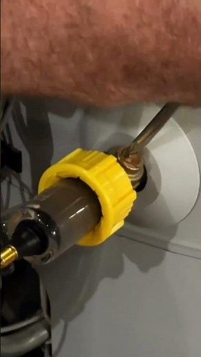 Take a look at what the Sediment Buster looks like in action! 👀🙌 #plumber #plumbingtime