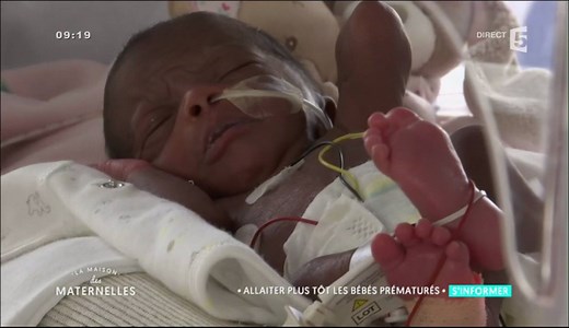 Au CHU de Reims, l'équipe médicale du service de néonatologie propose aux mamans de bébés prématurés un accompagnement pour les aider à allaiter leur enfant né avant terme. Découvrez notre reportage ➡ https://goo.gl/LvBGSa | La maison des maternelles