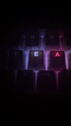 Te amo e: Love, Team Oe, and Meaningful Wallpapers