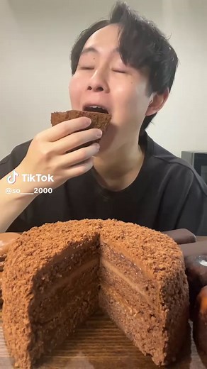 チョコクランチケーキの作り方
