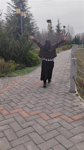 我是我世界的主角，不被谁定义与打扰 ，不用扮演谁的配角，在我的世界里，我永远是主角。#记录真实生活 #随手一拍都是美景 #澄城内衣娟娟@DOU 小助手