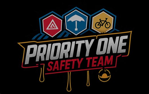 Quick Weather Outlook. Please Share! NORTHWEST OHIO (Toledo / Findlay / Lima region) Tonight (5 PM → Midnight) • Widespread snow showers, occasionally mixing with rain early. • Snow squalls possible — NWS explicitly warns of bursts reducing visibility. • Winds 15–25 mph, gusts higher. • Temps fall from low 30s → teens. Midnight → 8 AM Wednesday • Snow showers continue, with squall potential highest before 3 AM. • Visibility may drop to under 1 mile in bursts. • Accumulation: 0.5–1 inch additiona