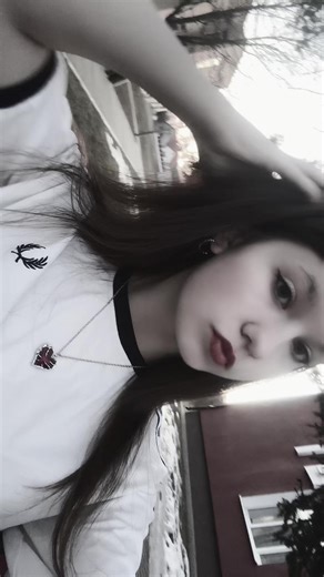 викуля (@vvkrml)’s videos with оригинальный звук - Aly🃏