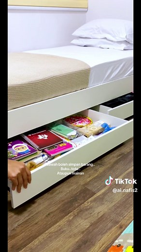 Single Bed with Storage: Minimalist Design Solutions