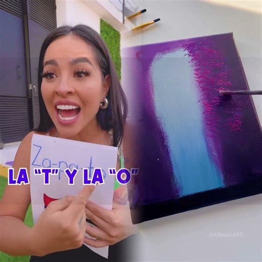 Nasya no sabe deletrear la palabra ZAPATO; ustedes si