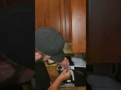 igloo ice maker Bypass the ice full sensors