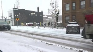 Steady snow blankets Sioux Falls region